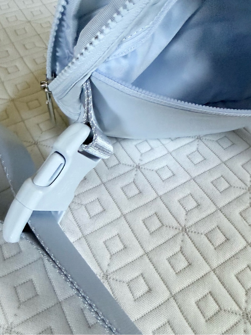 Lululemon Light powder Blue Belt Bag - Picture 11 of 12